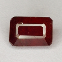 2,40ct Rubin smaragdschliff 7x5mm