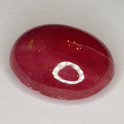 24,60ct Rubin cabochon oval 18x15mm