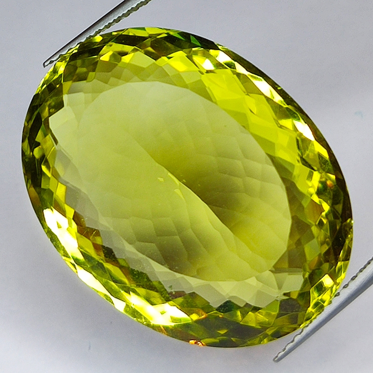 34.52ct Quartz Citron coupe ovale 26x20mm