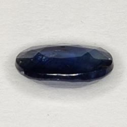 0.97ct Saphir Bleu coupe ovale 7x5mm