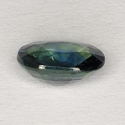 0.76ct Blauer Saphir ovalschliff 6x5mm