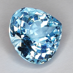 18.45ct Topazio Blu taglio cuore 16x16mm