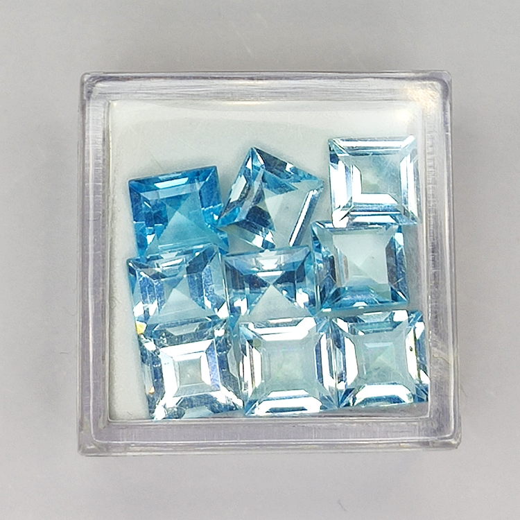 10.96ct Topaze Bleue coupe princesse 6.1x6.0mm 9pcs