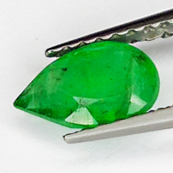 0.63ct Emerald pear cut 7.4x4.9mm