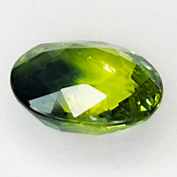 1.24ct Zaffiro Verde taglio ovale 7.0x5.8mm