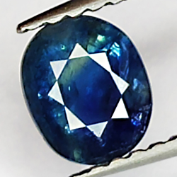 0.75ct Bleue Saphir coupe ovale 5.8x4.8mm