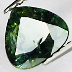 1.08ct Grüner Saphir birnenschliff 6.6x6.1mm