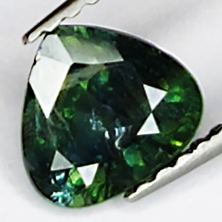 1.08ct Saphir Vert coupe poire 6.6x6.1mm