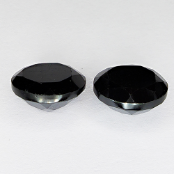 39.58ct Coppia Spinello Nero taglio rotondo 10.9x10.9mm