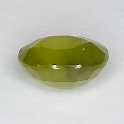 2.70ct Zafiro Verde talla oval 8.4x7.6mm