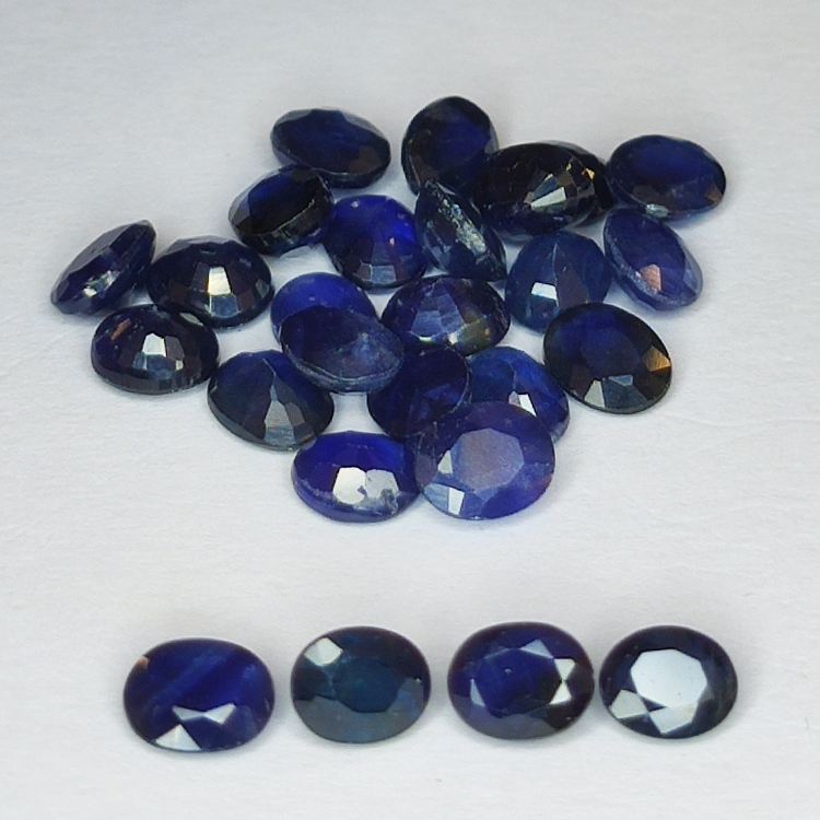 13,23ct Blauer Saphir ovalschliff 5x4mm 26Stk