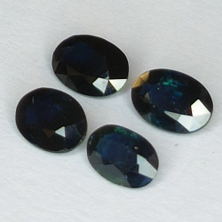 2.40ct Blauer Saphir ovalschliff 6.3x4.4mm 4stk