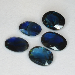 4.52ct Bleu Saphir ovale coupe 7.6x5.3mm 5pcs