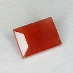 0.84ct Zafiro Padparascha talla baguette 5x4mm