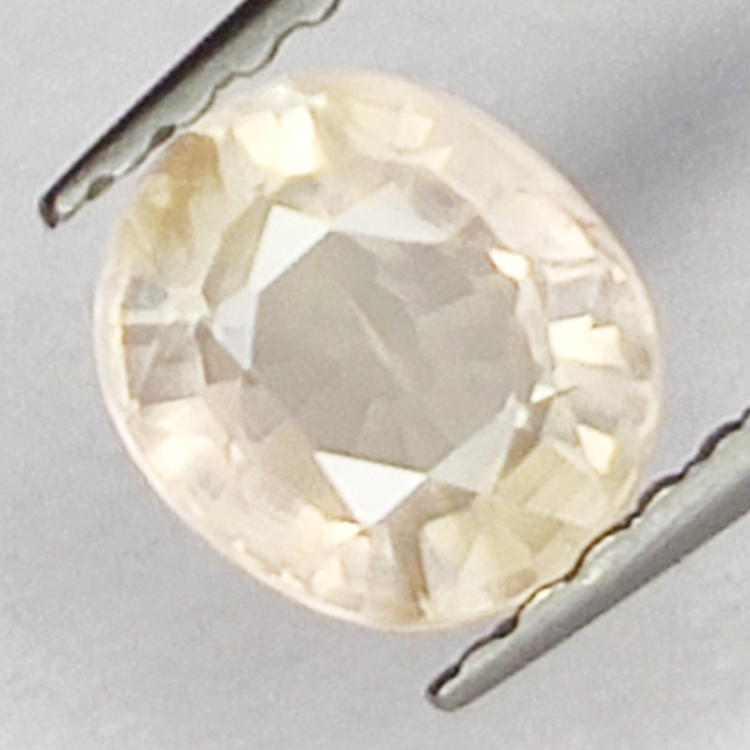 1.14ct Zaffiro Bianco taglio ovale 6.0x5.3mm