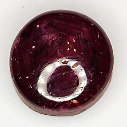 5.39ct Rubino Stella cabochon ovale 9.1x8.9mm