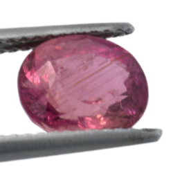 Tourmaline ovale de 2,17 ct, taille 8,47 x 7,31 mm