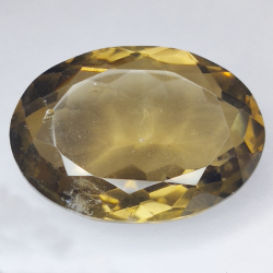 44.26ct Quartz Fumé coupe ovale 28x20mm