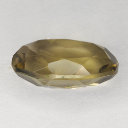 10.06ct Cuarzo Ahumado talla oval 18x11mm