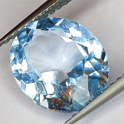 3.66ct Blue Topaz oval cut 10.7x8.8mm