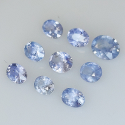 2.53ct Blauer Saphir ovalschliff 5.1x4.0mm 9stk