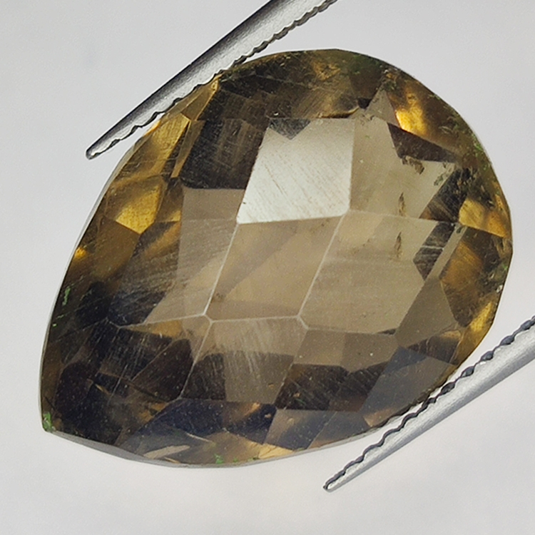 14.60ct Quartz Fumé coupe poire 17x13mm