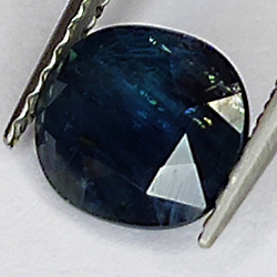 1.30ct Zaffiro Blu taglio ovale 6x5mm