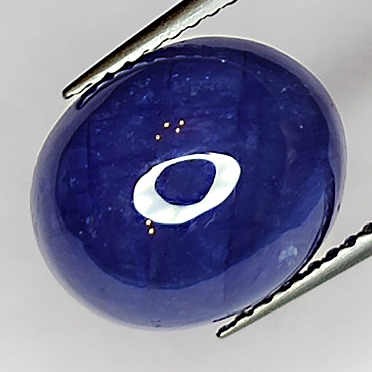 9.93ct Zaffiro Blu cabochon ovale 12x10mm