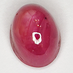 2.97ct Rubino Stella cabochon ovale 7.9x6.1mm