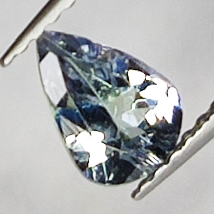 0.71ct Tanzanite pear cut 7.1x5.0mm