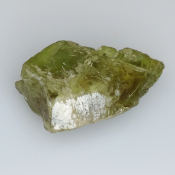 18.17ct Green rough Sphene 21.4x13.0mm