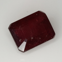 Rubis taille émeraude 5.80ct