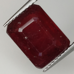 Rubino taglio smeraldo 5.80ct