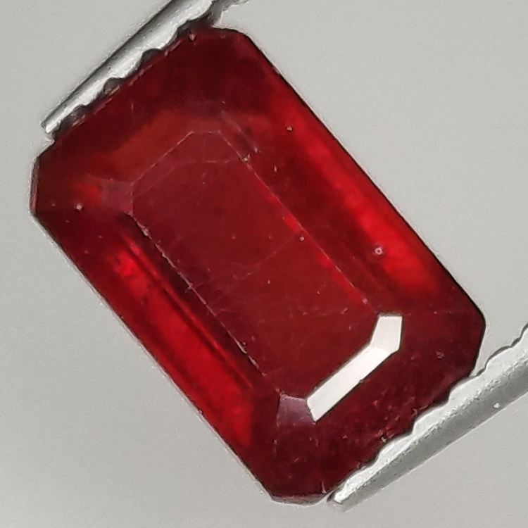 Emerald cut ruby 2.30ct