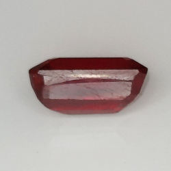 Rubí talla esmeralda 2.30ct