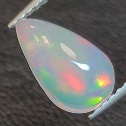 Äthiopischer Opal im Birnenschliff 1,19ct