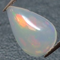 Ethiopian pear-cut opal 1.25ct