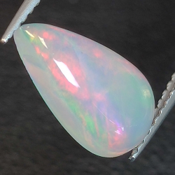 Äthiopischer Opal im Birnenschliff 1,25ct