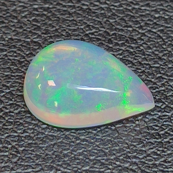 Ethiopian pear-cut opal 1.25ct