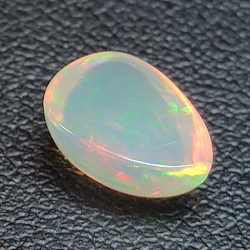 Opale etiope taglio a pera 1.49ct