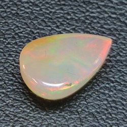 Ethiopian pear-cut opal 1.42ct