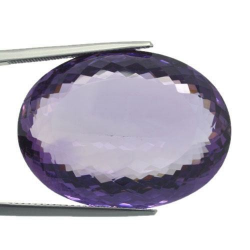 60,86 ct Amethyst im Ovalschliff 30,00 x 22,00 mm