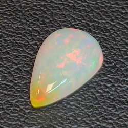 Opale éthiopienne taille poire 1.07ct