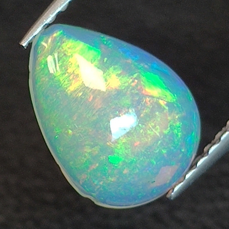 Pear-cut Ethiopian opal 1.17ct