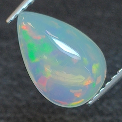 Pear-cut Ethiopian opal 1.20ct