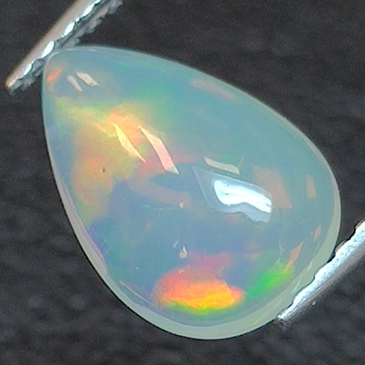 Pear-cut Ethiopian opal 1.20ct