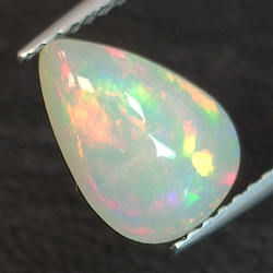 Pear-cut Ethiopian opal 1.20ct