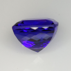 Tanzanite rectangulaire taille coussin 6.93ct