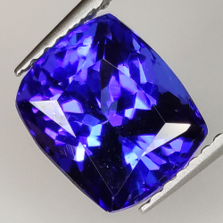 Tanzanite rectangulaire taille coussin 3.31ct