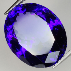 Tanzanite taille ovale 6.57ct